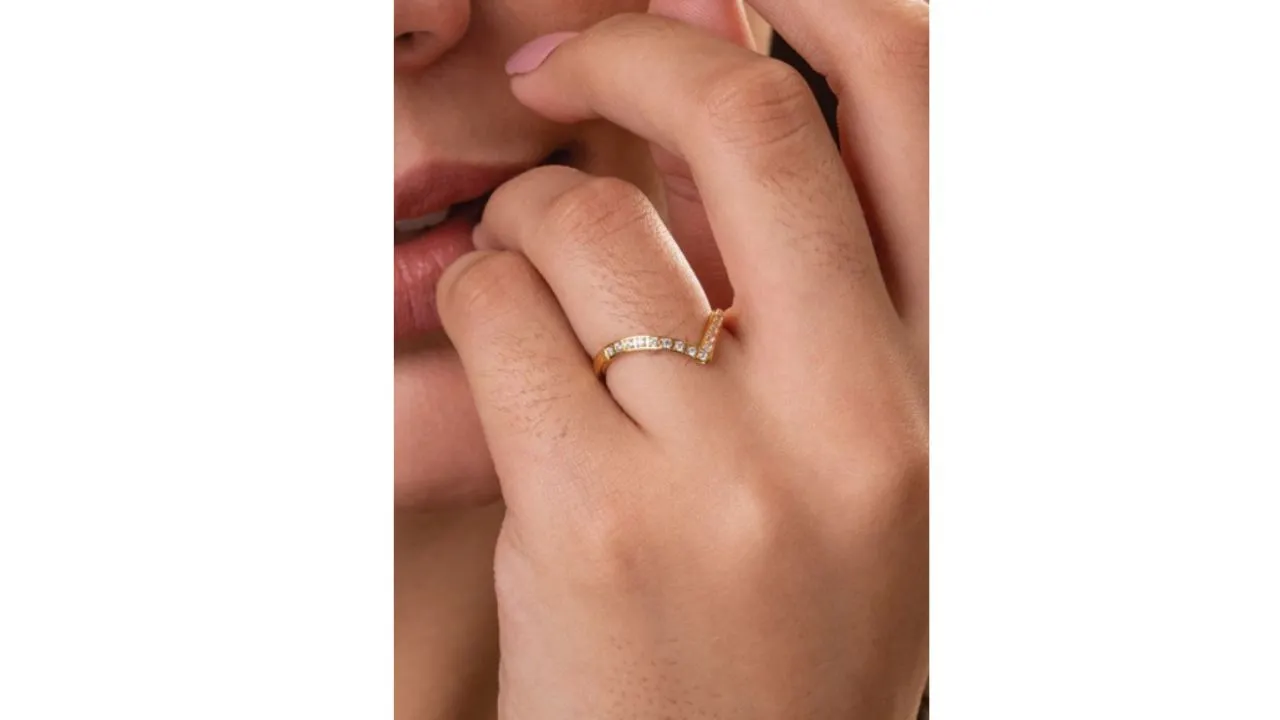 Chevron Finger Ring