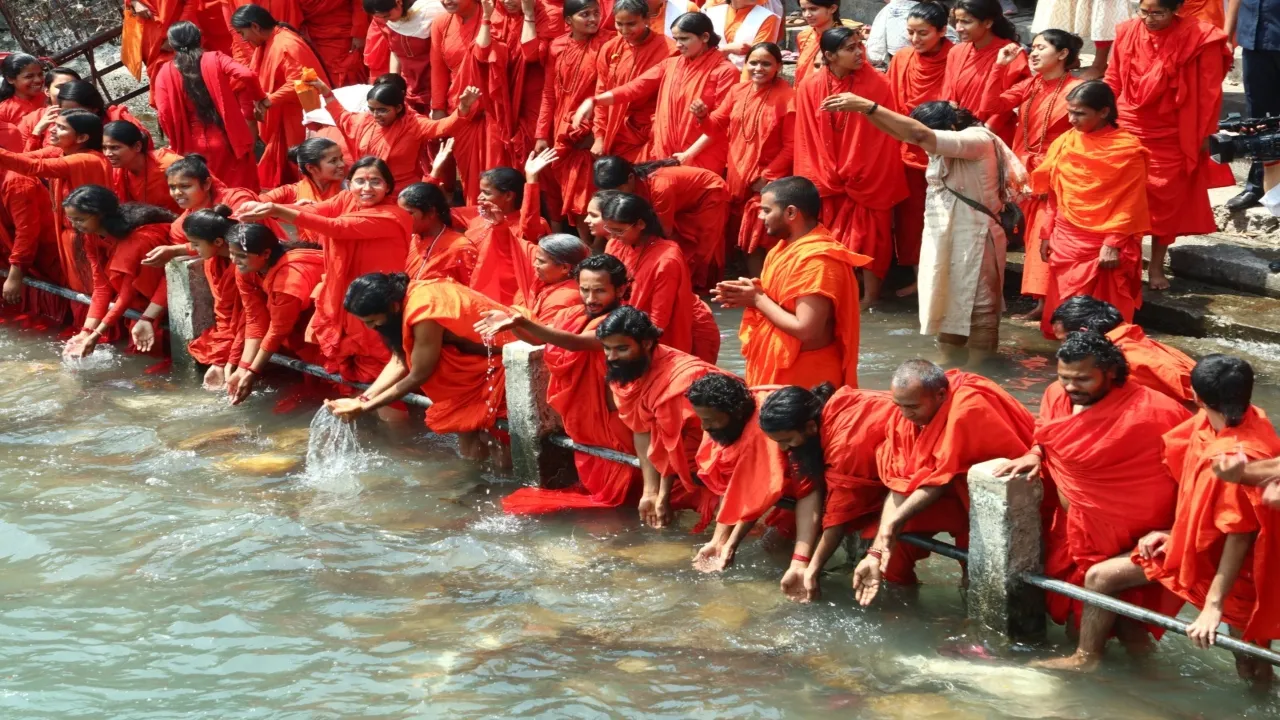 banks of river Ganga