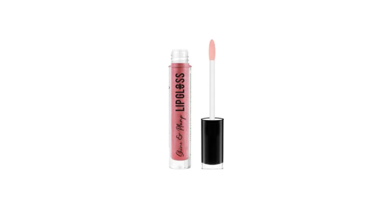 Lipstick And Lip Gloss Uses