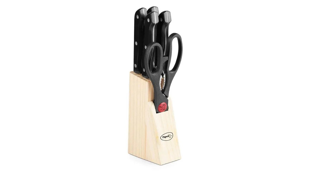 Pigeon by Stovekraft Angular Holder Shears Kitchen Knifes 6 Piece Set with Wooden Block