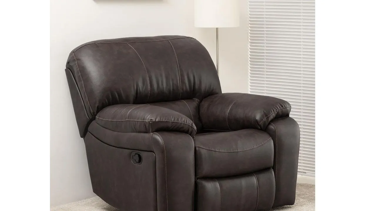  Wakefit Recliner Chair 