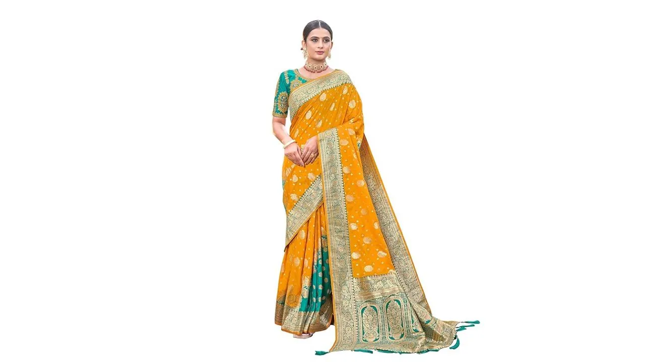 MANOHARI adorable woven saree 