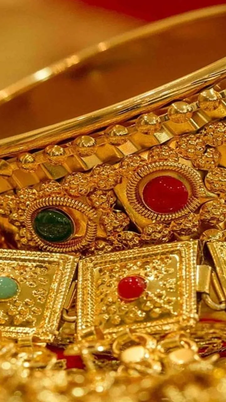 गोल्ड बॉन्ड में वित्तीय वर्ष (अप्रैल-मार्च) में प्रति व्यक्ति न्यूनतम निवेश एक ग्राम