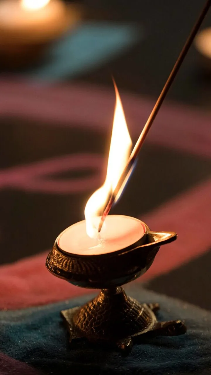 “ ॐ जयंती मंगला काली भद्रकाली कपालिनी दुर्गा क्षमा शिवा धात्री स्वाहा स्वधा नमोऽस्तु‍ते।।“