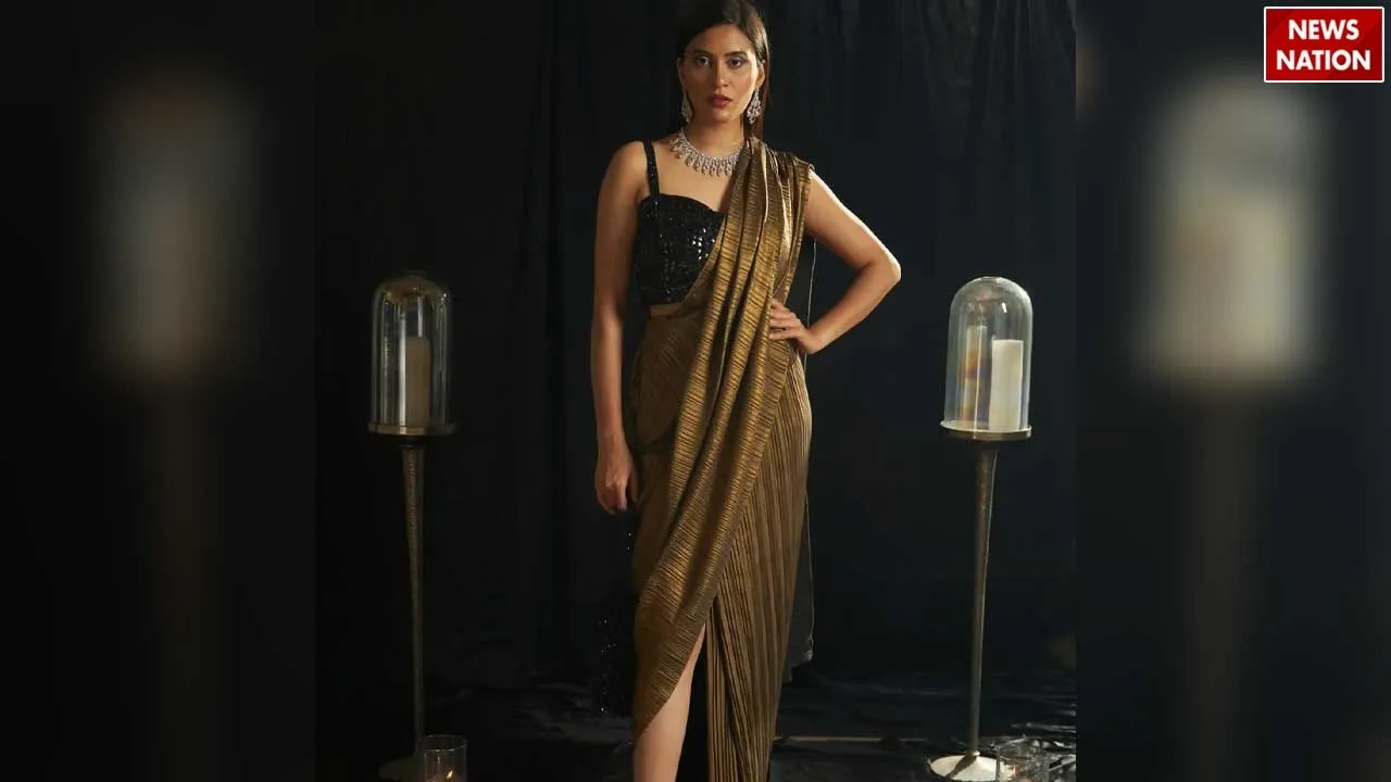 slit saree casual design