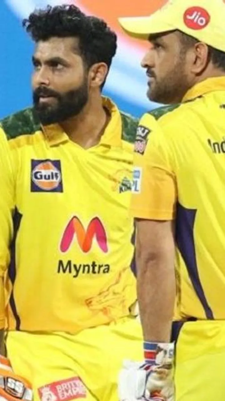 धोनी दुनिया के सबसे बड़े कप्तानों की लिस्ट में रहे हैं.