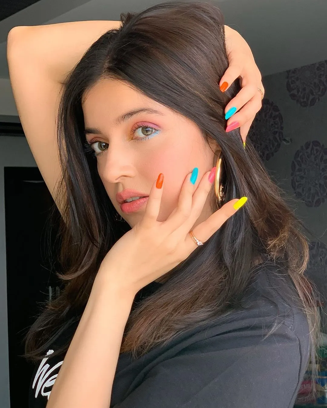 divya khosla