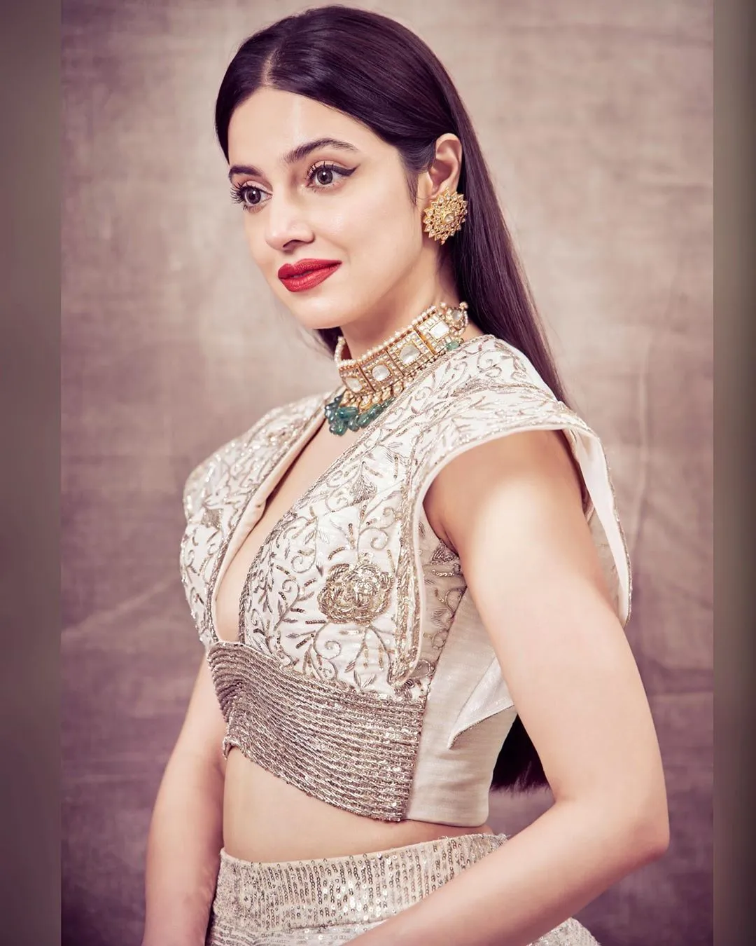 divya khosla kumar