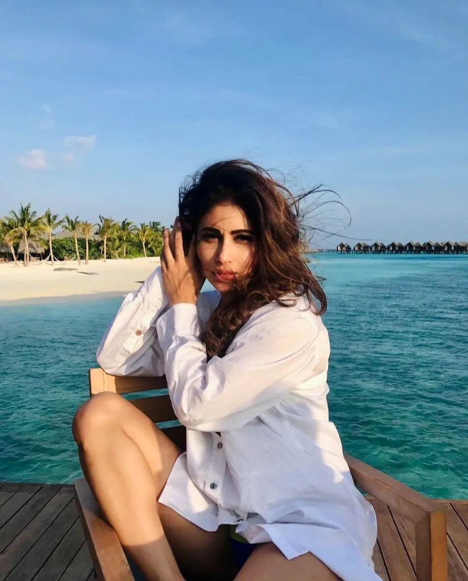 mouni roy 