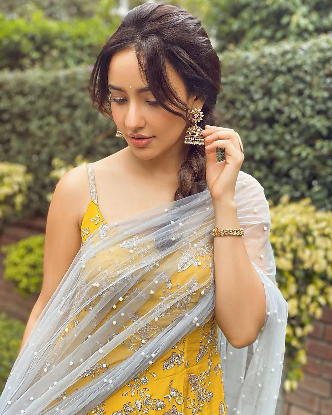 neha sharma 13 