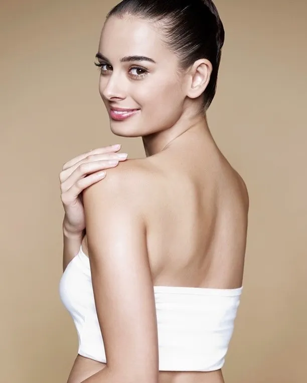 evelyn sharma4 