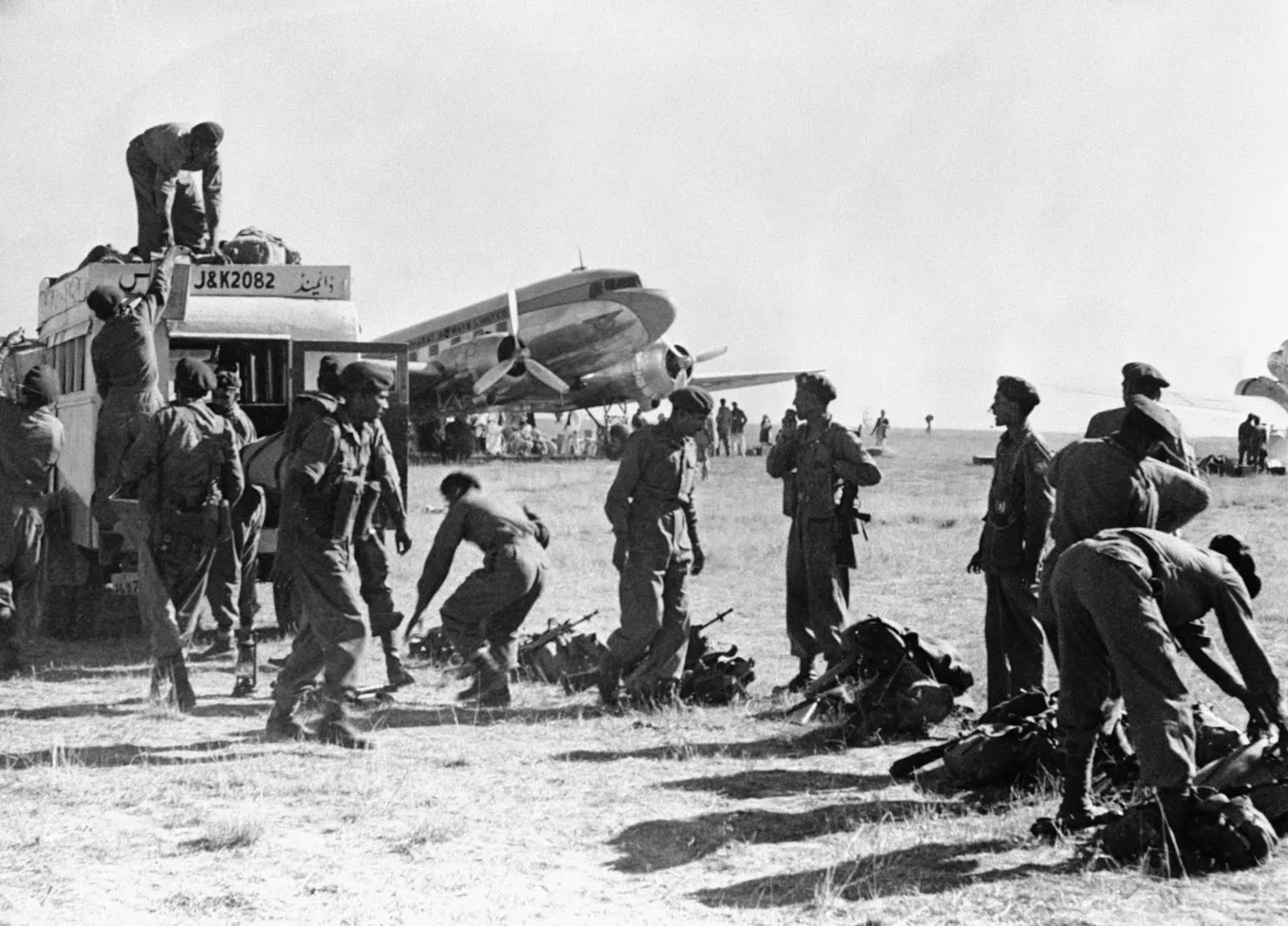 indian troops in srinagar kashmir airport oct 27 1947 