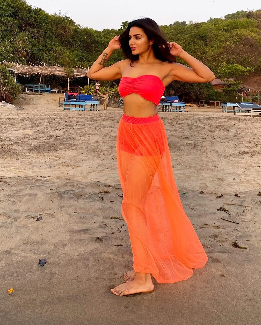 aashka goradia124 