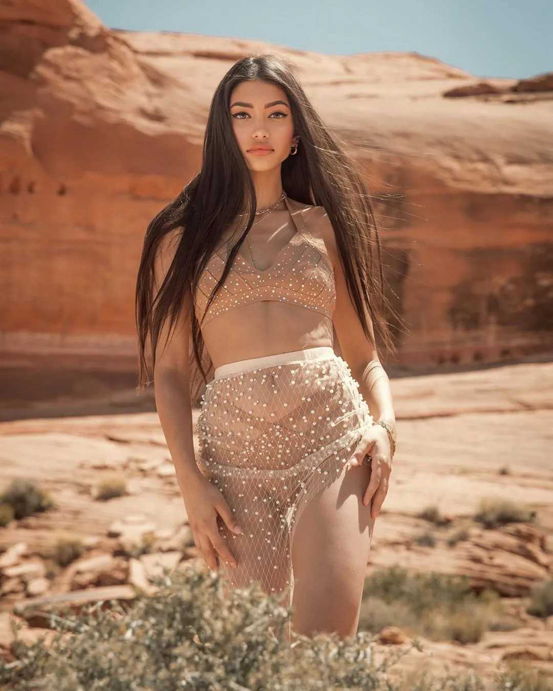 alanna panday10 