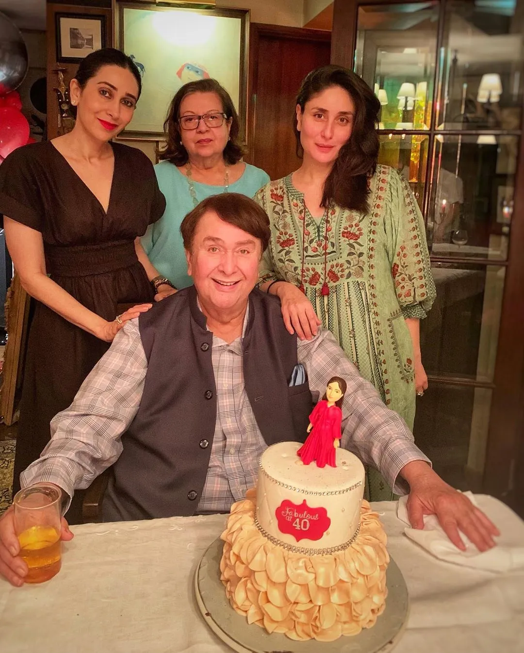 kareena family 