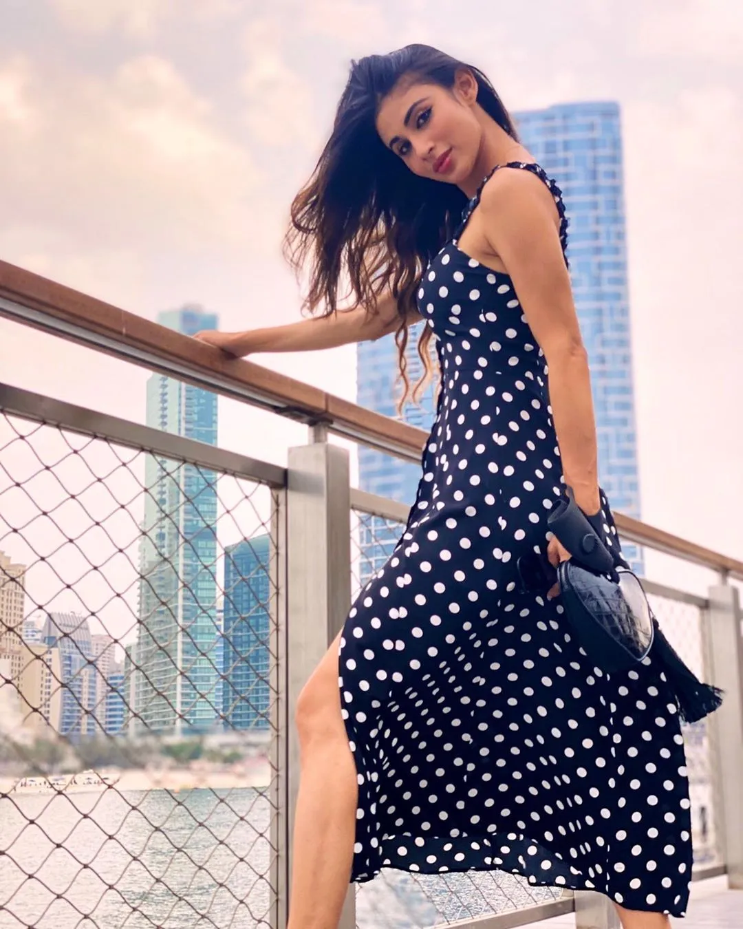 mouni8 