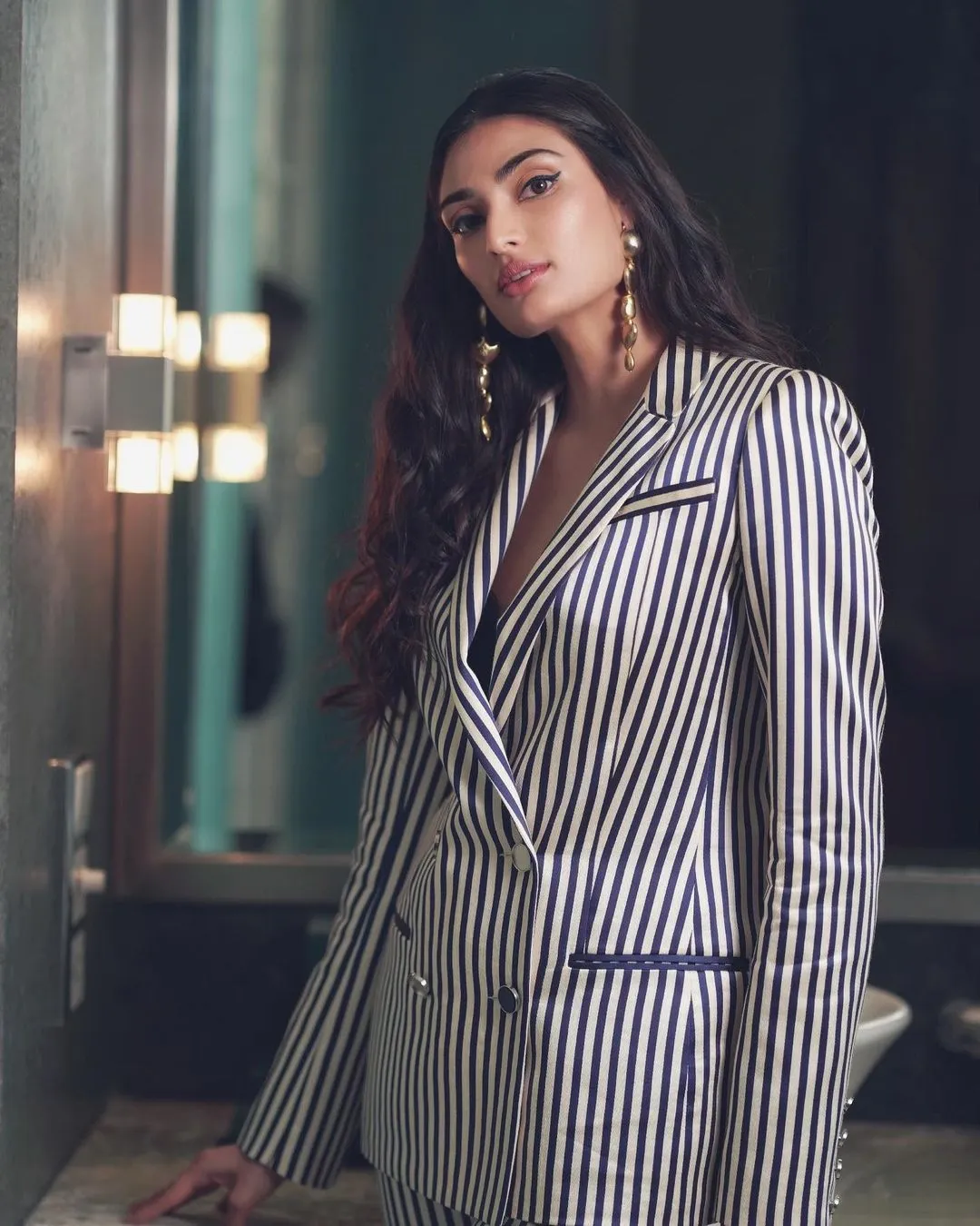 athiya9 