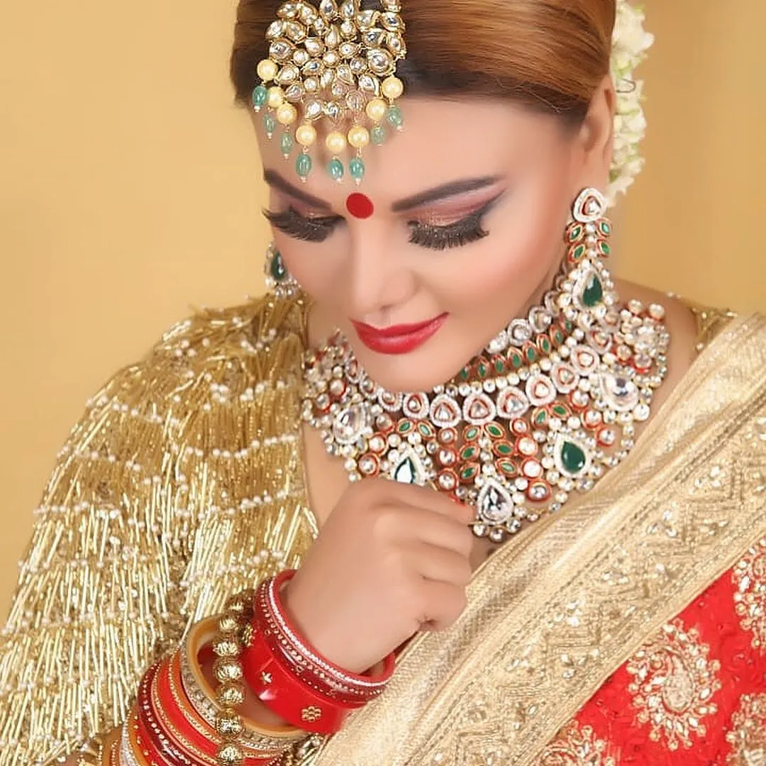 rakhisawant