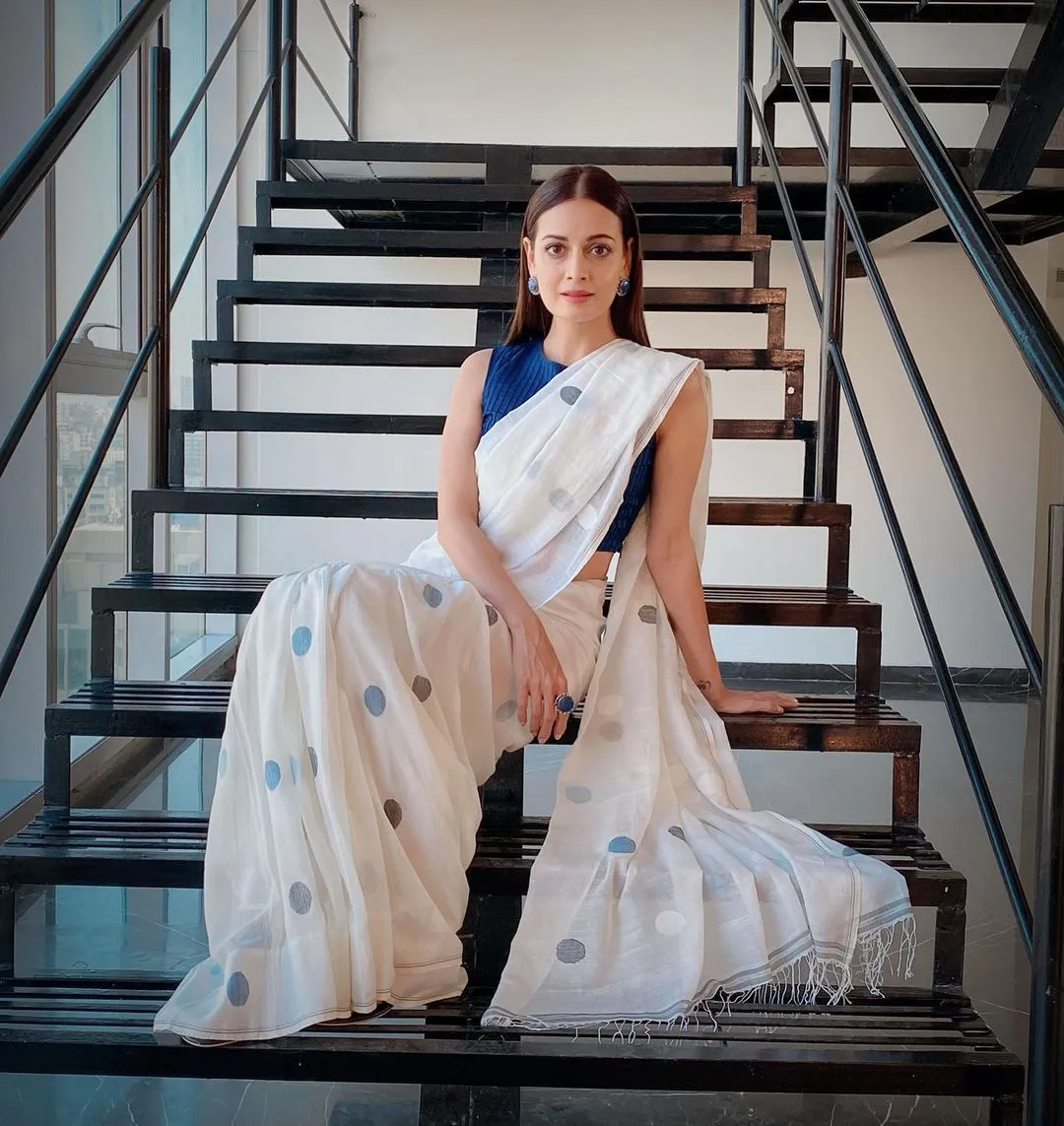 dia mirza12 