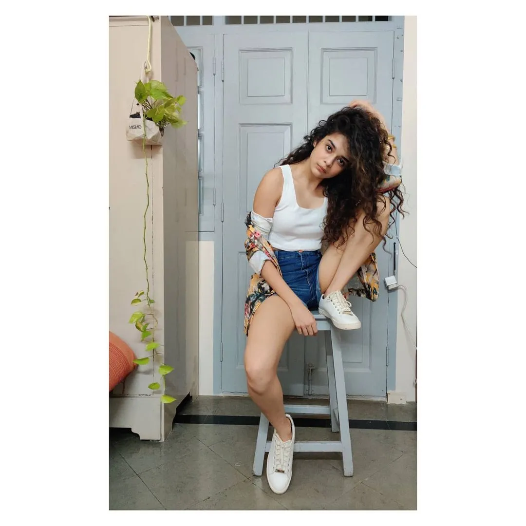 mithila palkar6 
