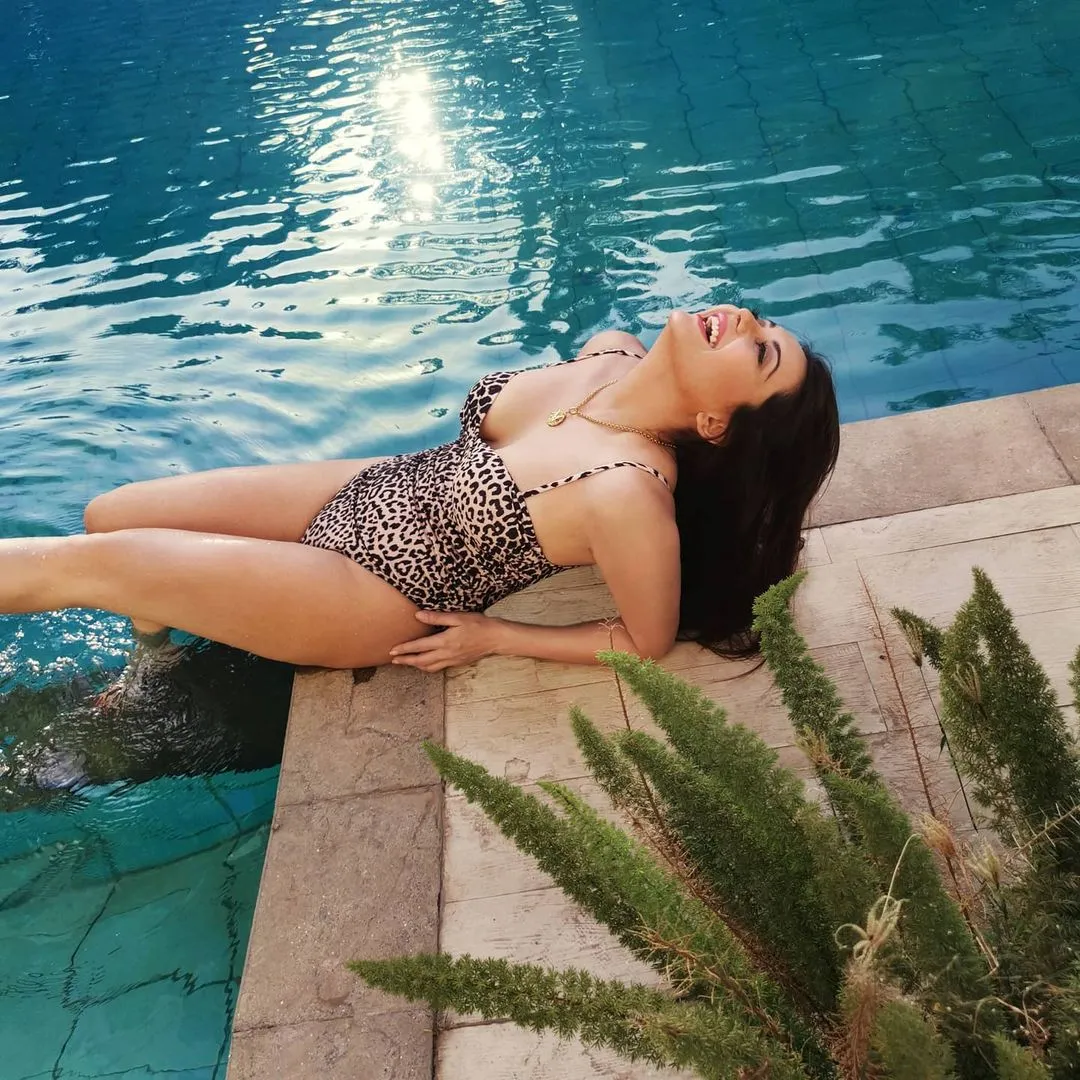 minissha lamba14 