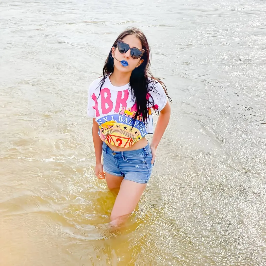 sara ali khan