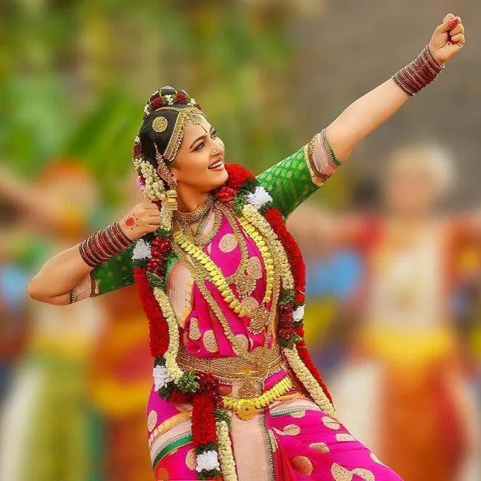 anushka5 