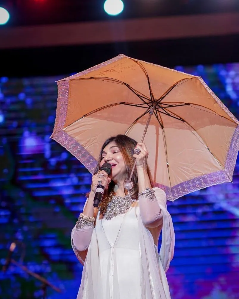 Alka Yagnik 