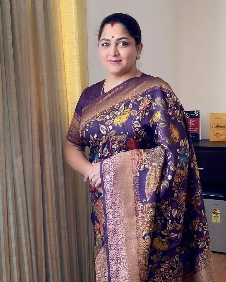 Kushboo Sundar 