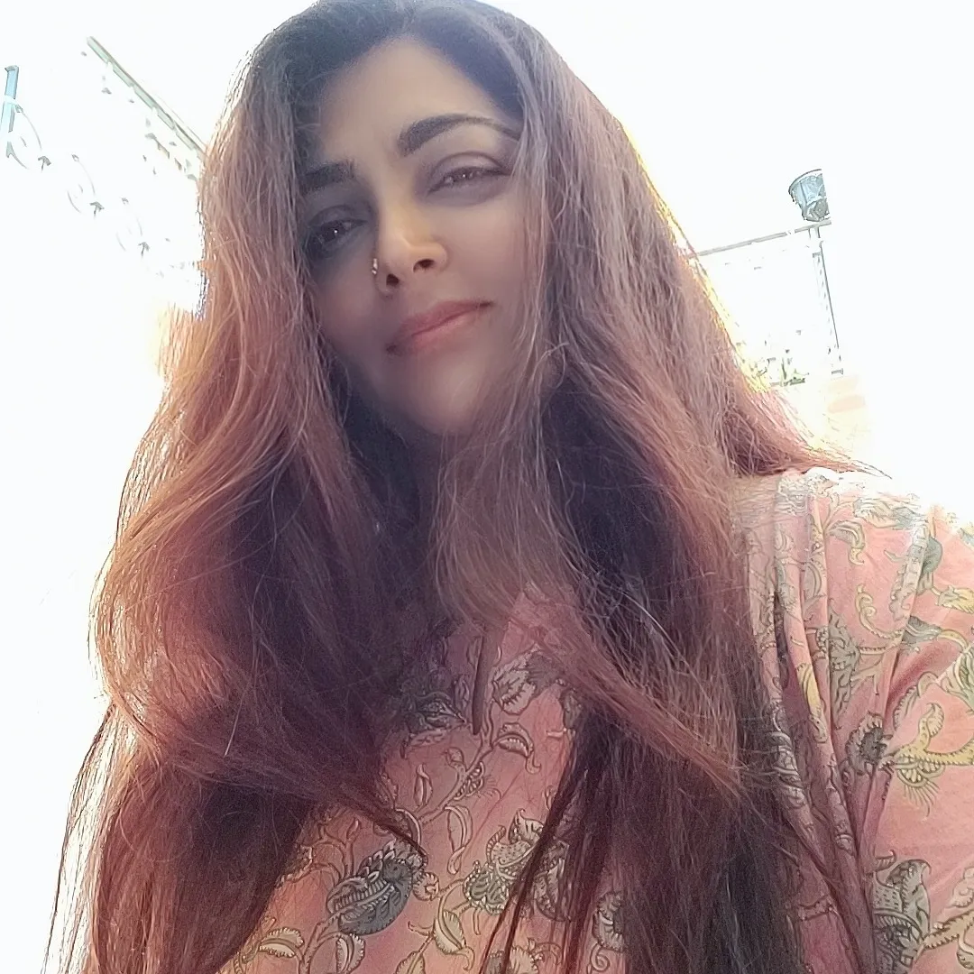 Kushboo Sundar 