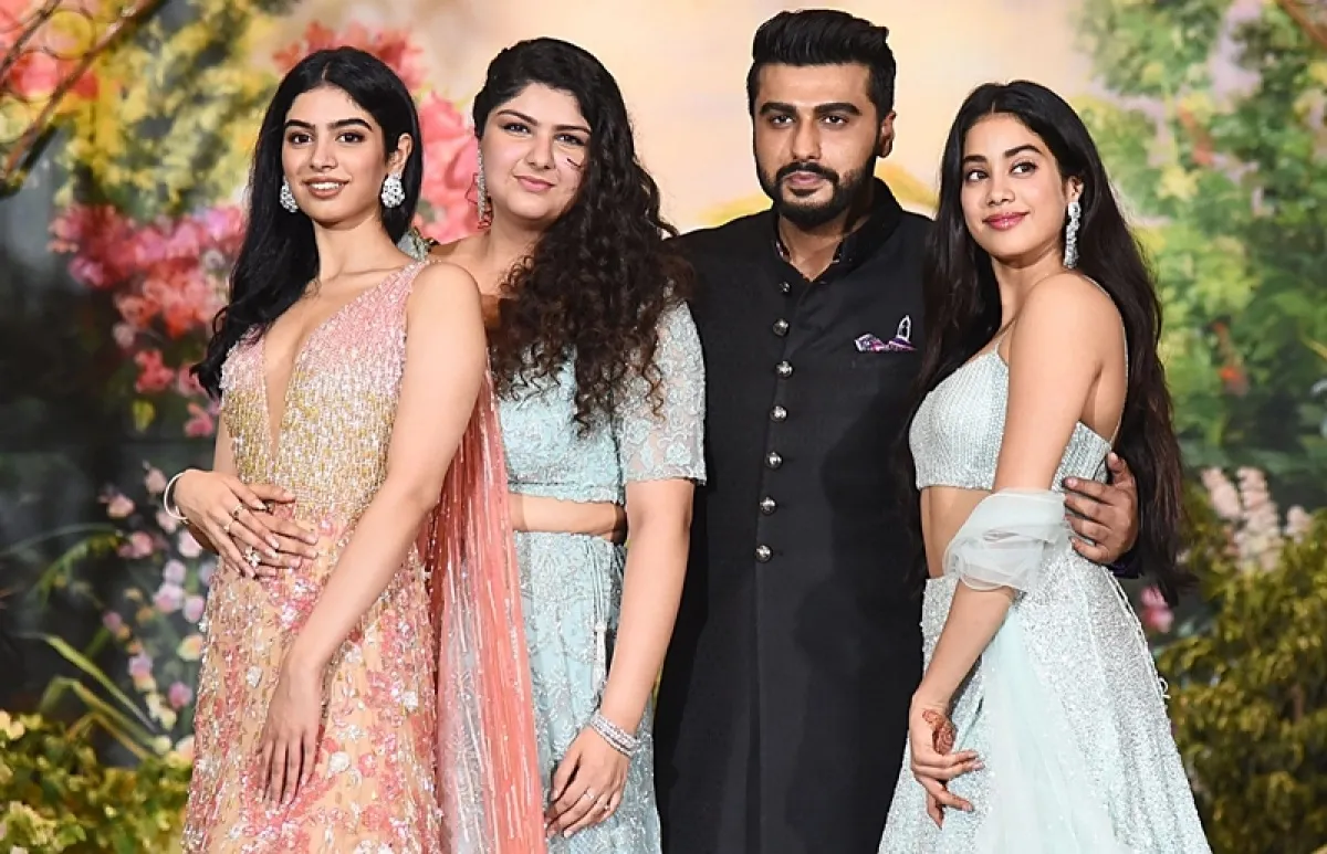 Jhanvi Kapoor- Arjun Kapoor