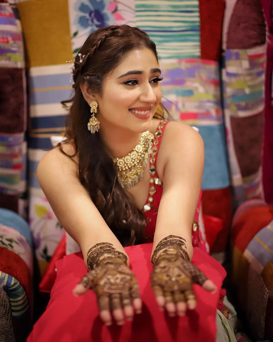 disha parmar 