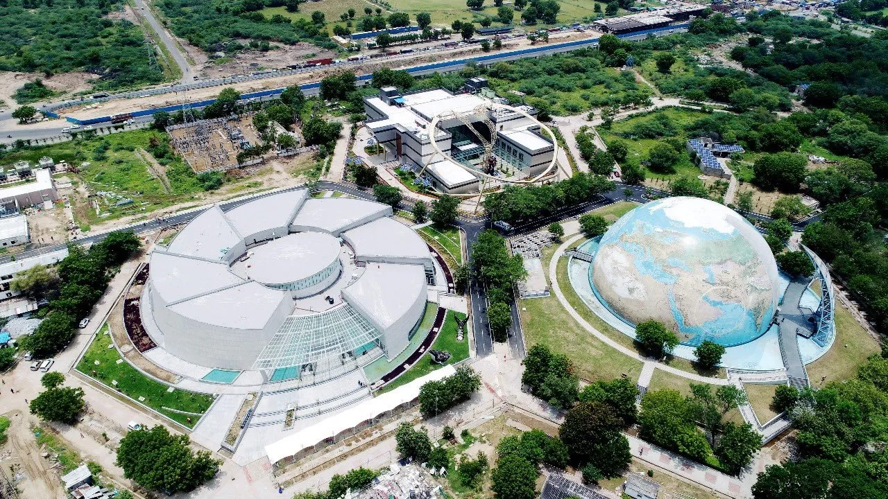Gandhinagar Railway Station 