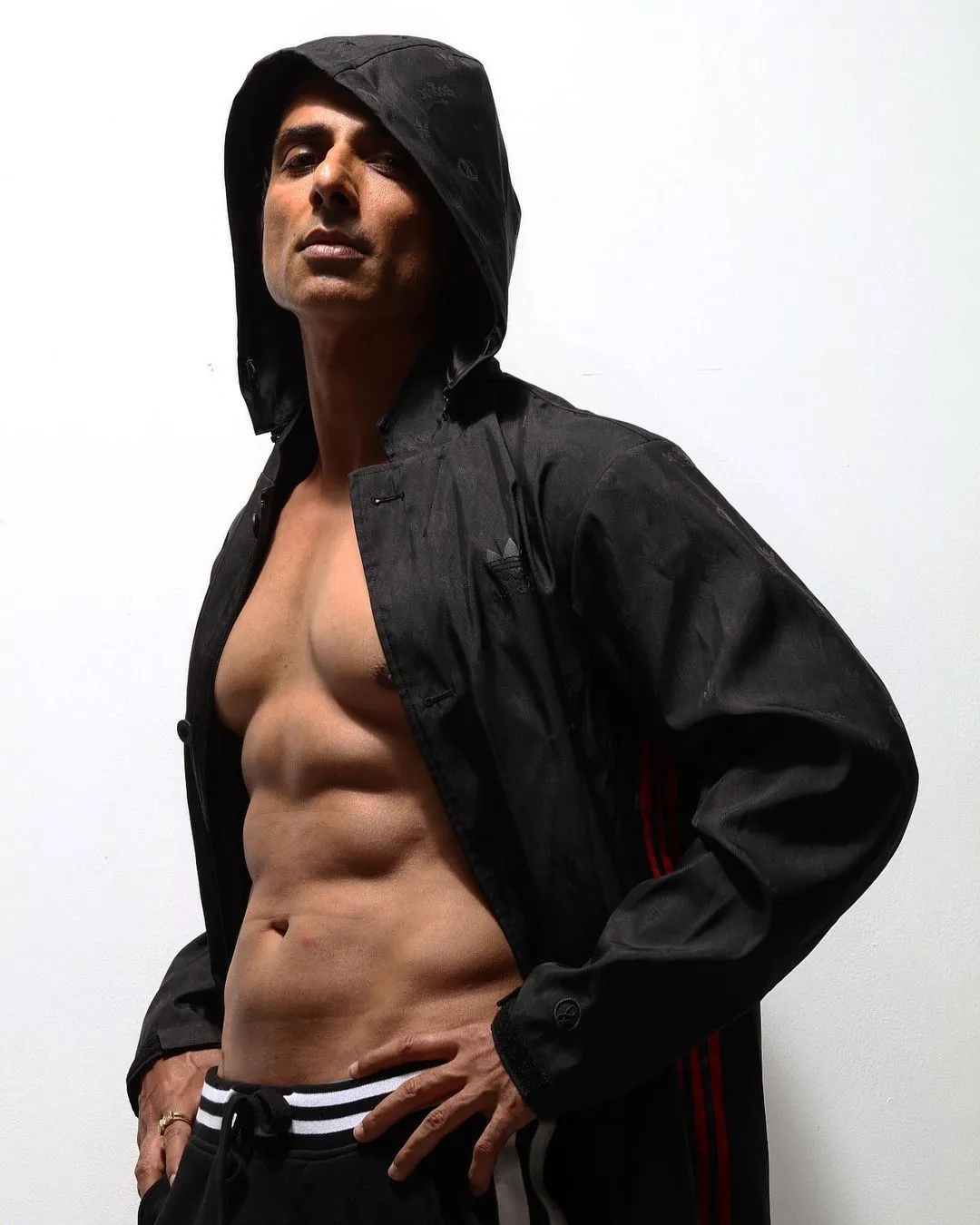 sonu sood 10 