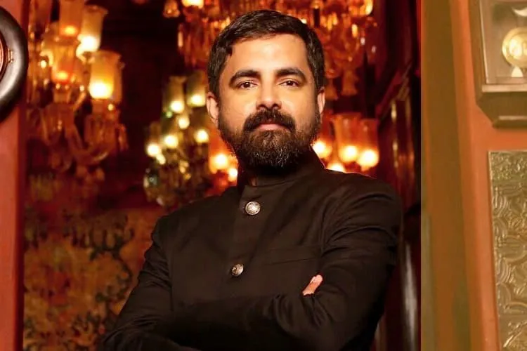 sabhya sanchi mukherjee 