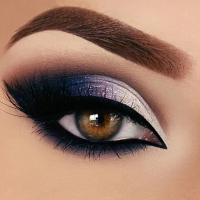 EYE 9 