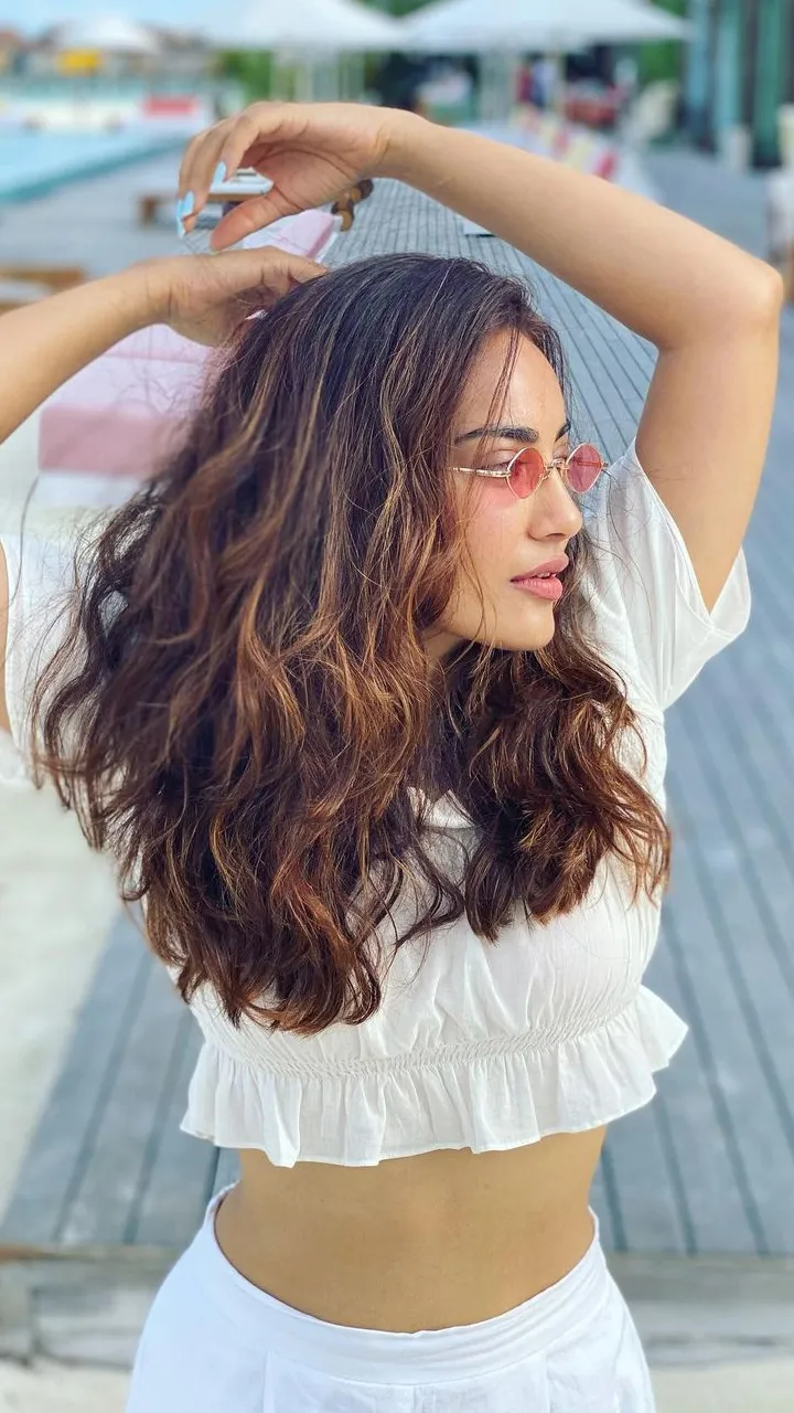 Surbhi Jyoti 