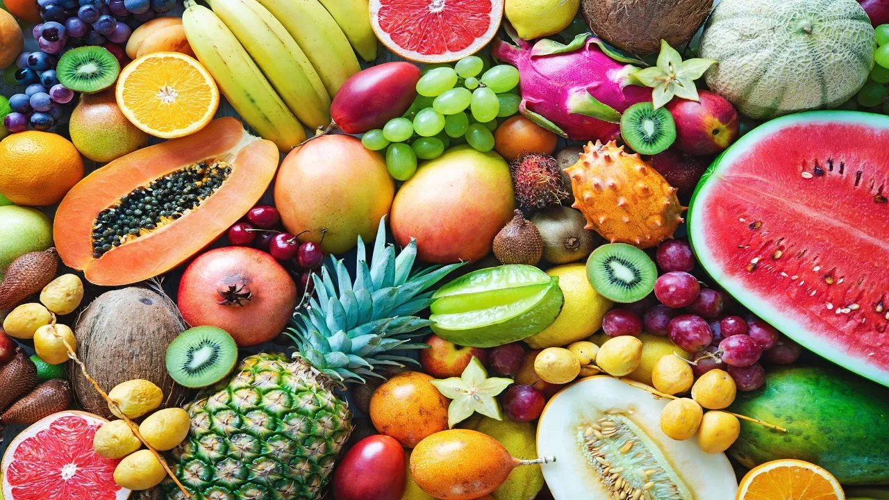 EXTRAORDINARY FRUIT EATING IN ONE DAY IS DANGEROUS 