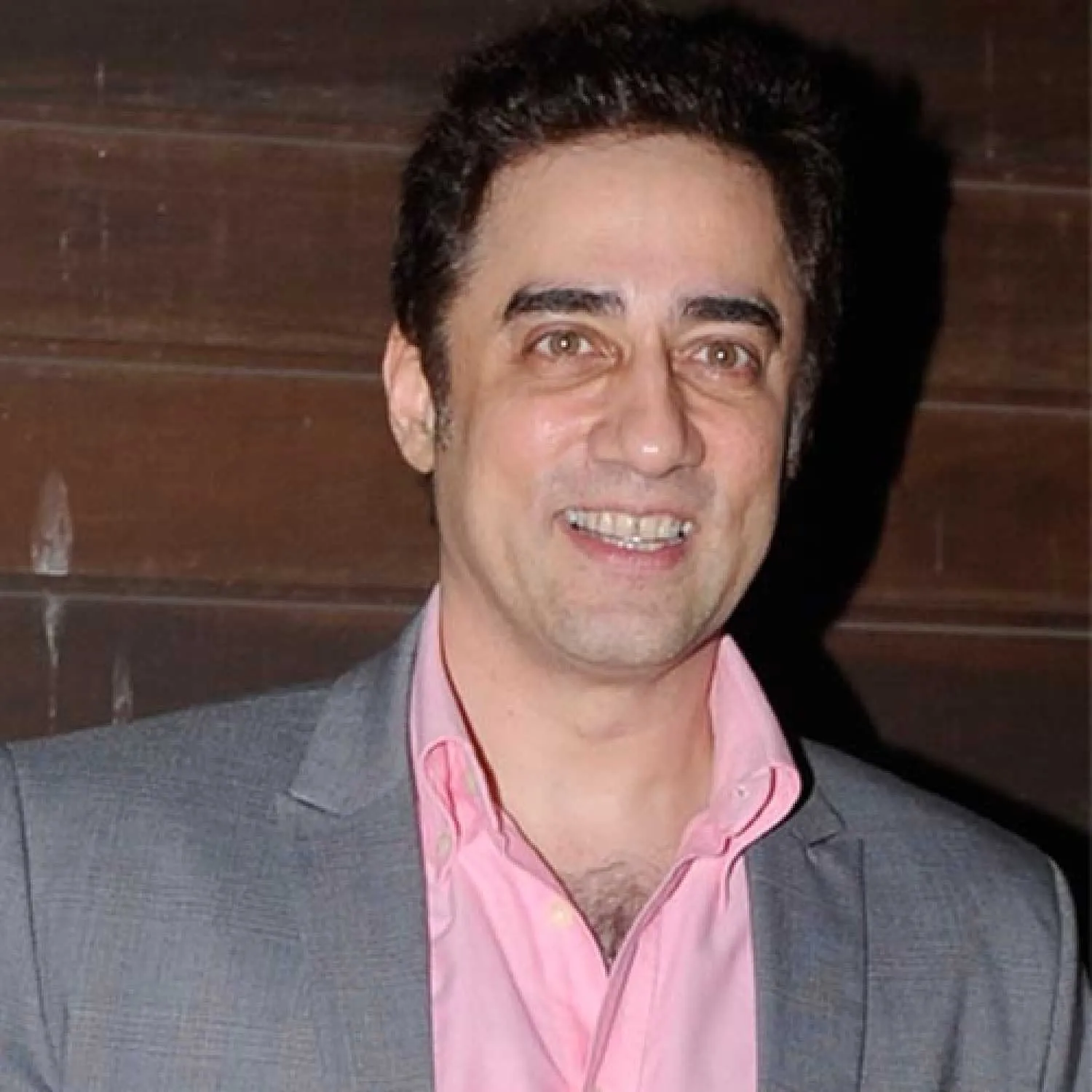 FAISAL KHAN