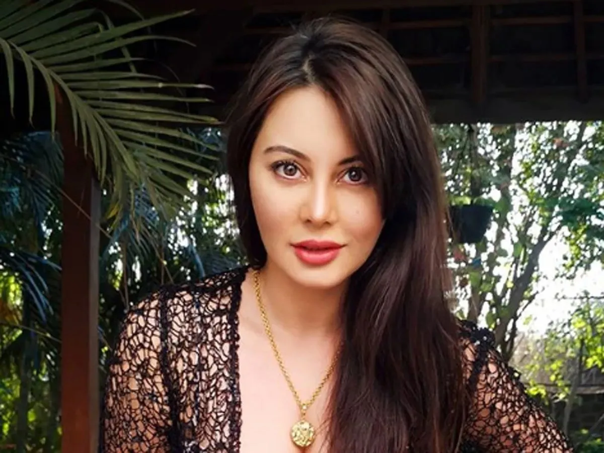 MINISSHA 