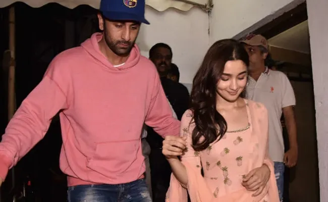 np0i48b alia bhatt 625x300 12 March 21 