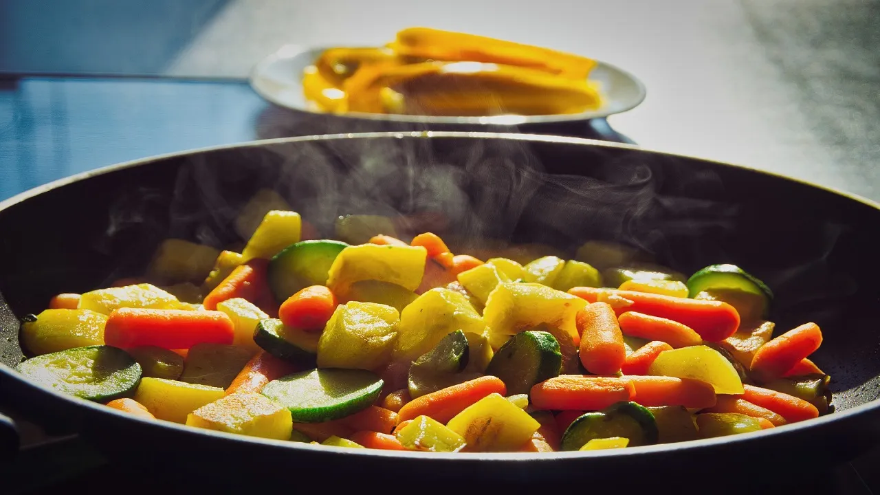 steaming food 
