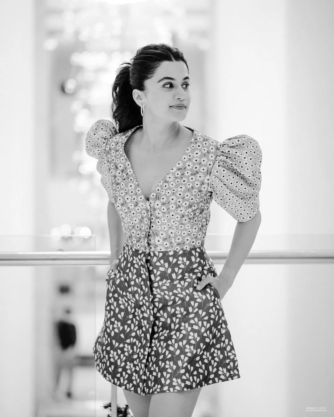 taapsee 2 