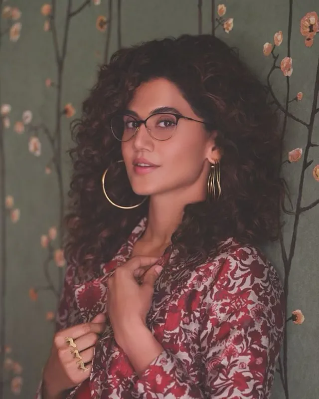 taapsee 1 