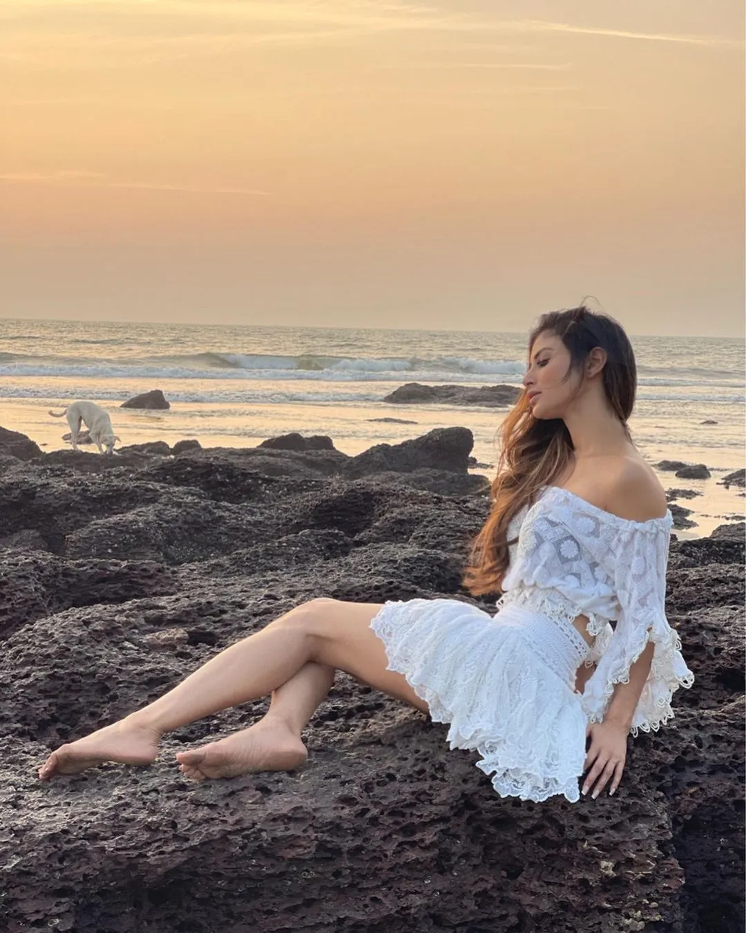 Mouni Roy 