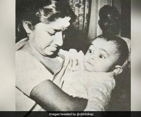 lata mangeshkar11 
