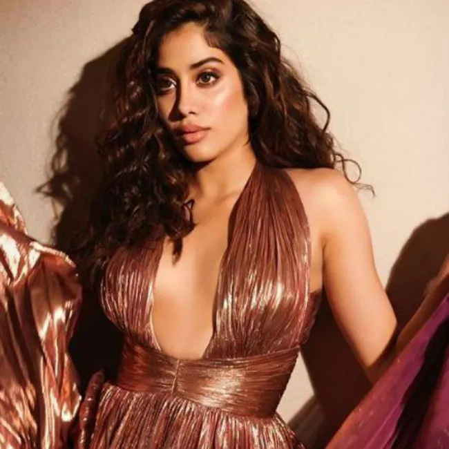  janhvi kapoor 
