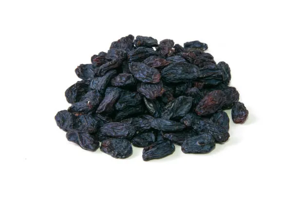 black raisins