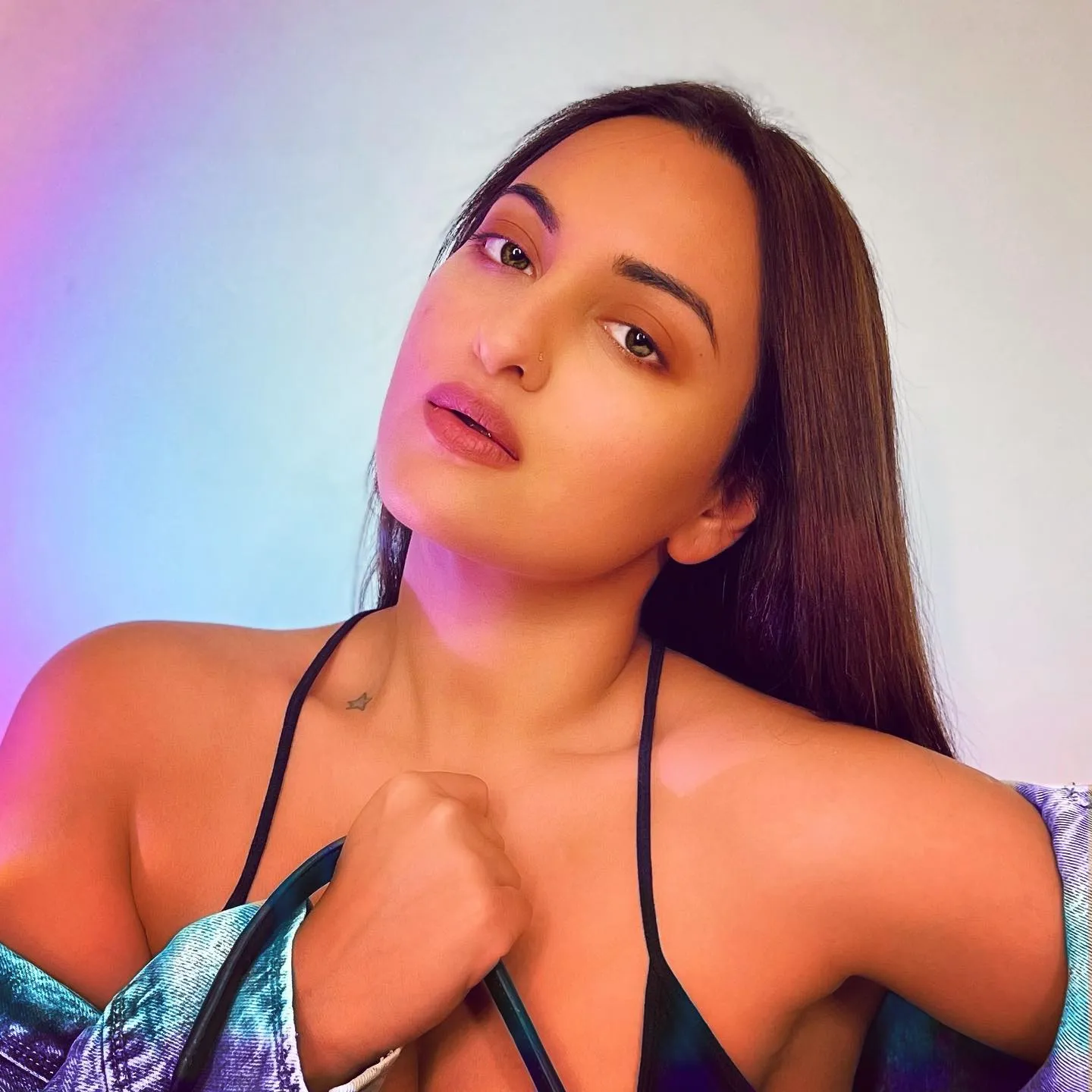 sonakshi6 