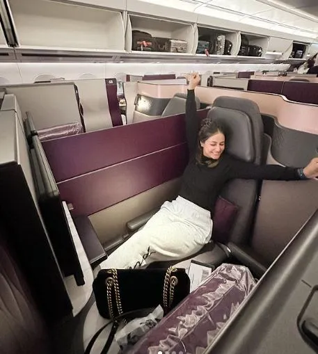 Hina Khan travelling